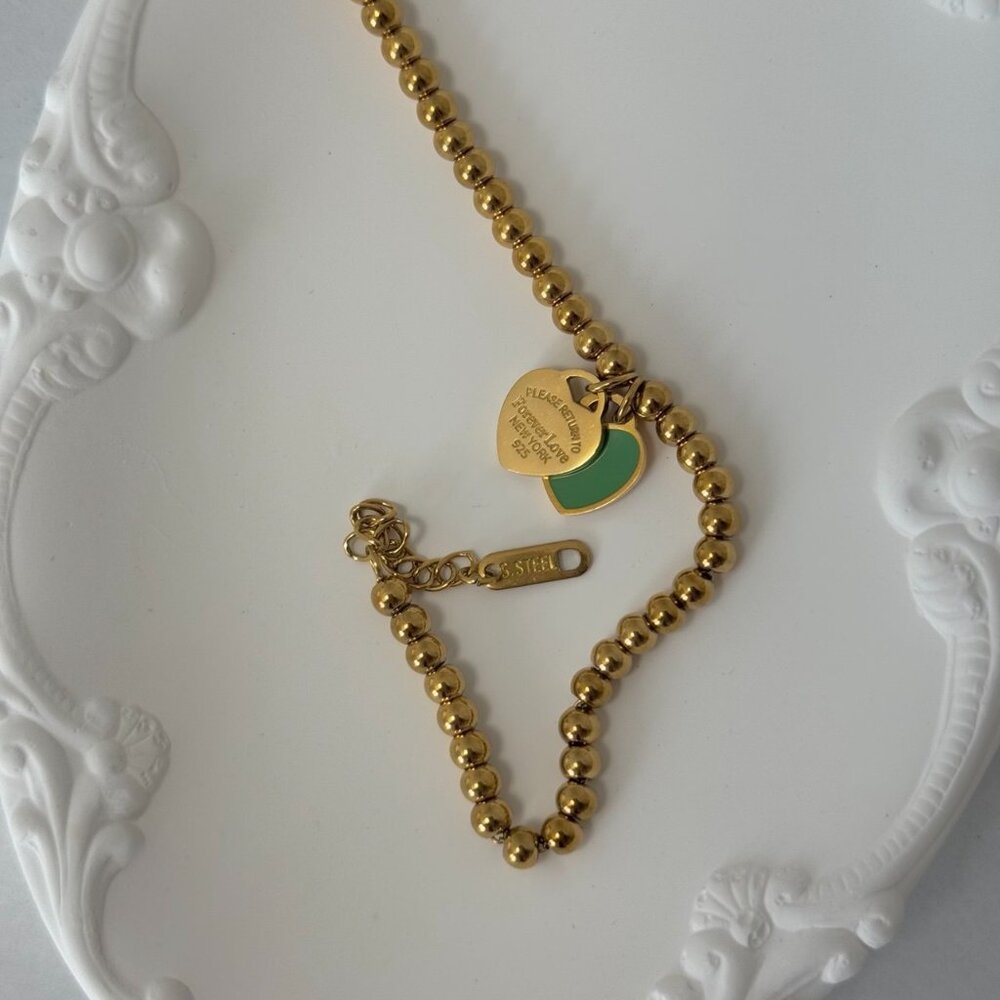 Sku:0246 gold bracelet With gold heart green mint heart material stainless steel - Picture 5 of 5